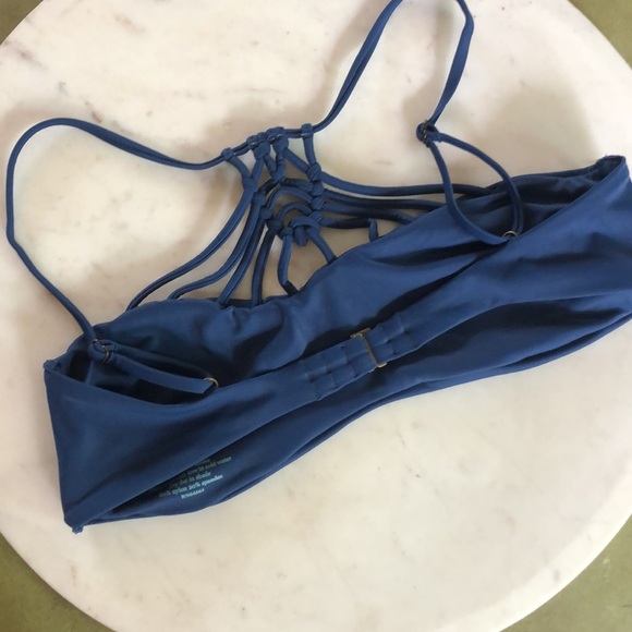 😎 Tori Praver macrame bikini top - Picture 6 of 10